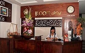 Khách Sạn Bloom Hotel